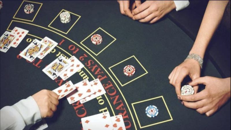 Diễn Biến Một Ván Bài Blackjack Chuẩn